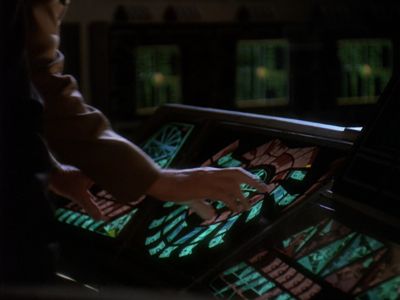 Star Trek: Deep Space Nine Screencaps "Our Man Bashir" (S4:E10)