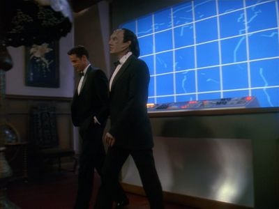 Star Trek: Deep Space Nine Screencaps "Our Man Bashir" (S4:E10)