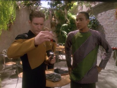 Star Trek: Deep Space Nine Screencaps "Homefront" (S4:E11)