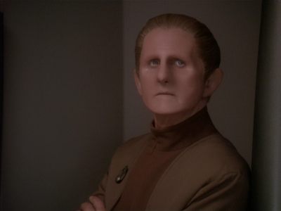 Star Trek: Deep Space Nine Screencaps "Paradise Lost" (S4:E12)