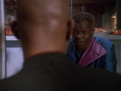 Star Trek: Deep Space Nine Screencaps "Paradise Lost" (S4:E12)
