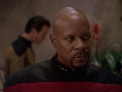 Star Trek: Deep Space Nine Screencaps "Paradise Lost" (S4:E12)
