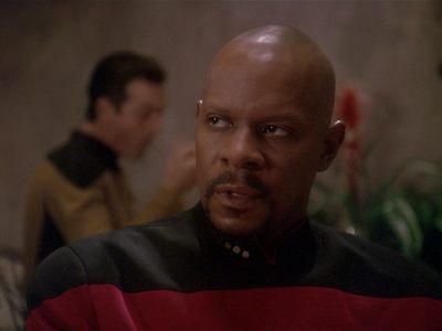 Star Trek: Deep Space Nine Screencaps "Paradise Lost" (S4:E12)