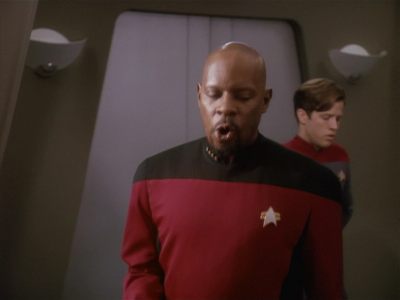 Star Trek: Deep Space Nine Screencaps "Paradise Lost" (S4:E12)