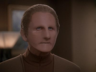 Star Trek: Deep Space Nine Screencaps "Paradise Lost" (S4:E12)