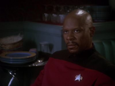 Star Trek: Deep Space Nine Screencaps "Paradise Lost" (S4:E12)