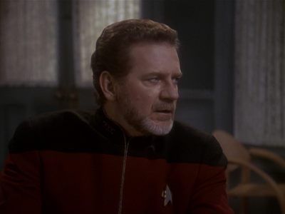 Star Trek: Deep Space Nine Screencaps "Paradise Lost" (S4:E12)