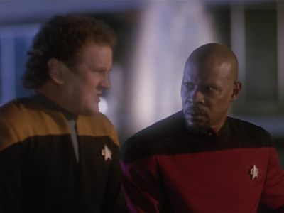 Star Trek: Deep Space Nine Screencaps "Paradise Lost" (S4:E12)