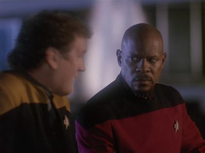 Star Trek: Deep Space Nine Screencaps "Paradise Lost" (S4:E12)