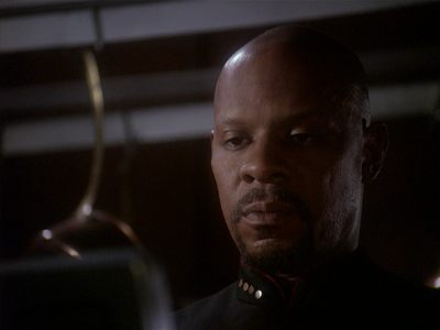 Star Trek: Deep Space Nine Screencaps "Paradise Lost" (S4:E12)