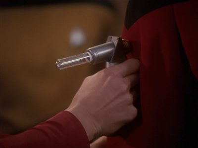 Star Trek: Deep Space Nine Screencaps "Paradise Lost" (S4:E12)