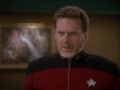 Star Trek: Deep Space Nine Screencaps "Paradise Lost" (S4:E12)