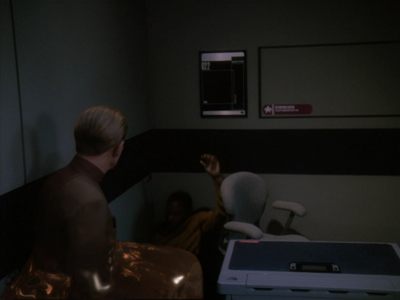 Star Trek: Deep Space Nine Screencaps "Paradise Lost" (S4:E12)