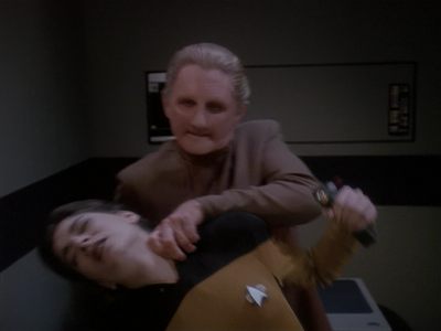 Star Trek: Deep Space Nine Screencaps "Paradise Lost" (S4:E12)
