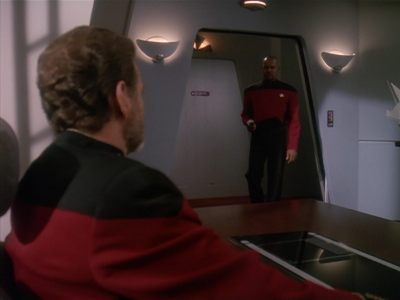 Star Trek: Deep Space Nine Screencaps "Paradise Lost" (S4:E12)