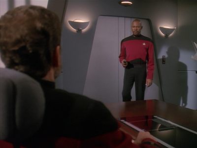 Star Trek: Deep Space Nine Screencaps "Paradise Lost" (S4:E12)