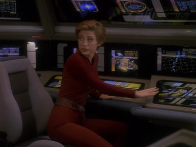 Star Trek: Deep Space Nine Screencaps "Paradise Lost" (S4:E12)