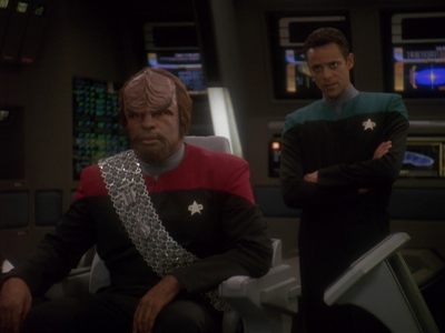 Star Trek: Deep Space Nine Screencaps "Paradise Lost" (S4:E12)
