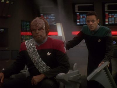 Star Trek: Deep Space Nine Screencaps "Paradise Lost" (S4:E12)