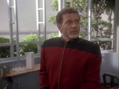 Star Trek: Deep Space Nine Screencaps "Paradise Lost" (S4:E12)