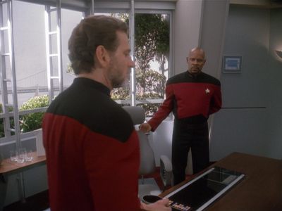 Star Trek: Deep Space Nine Screencaps "Paradise Lost" (S4:E12)