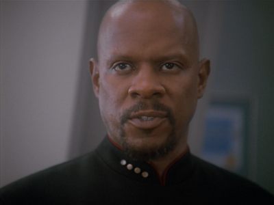 Star Trek: Deep Space Nine Screencaps "Paradise Lost" (S4:E12)