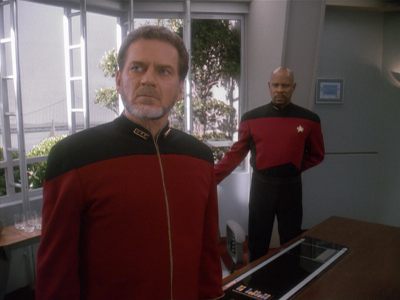 Star Trek: Deep Space Nine Screencaps "Paradise Lost" (S4:E12)