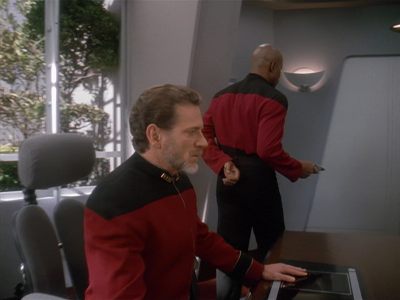 Star Trek: Deep Space Nine Screencaps "Paradise Lost" (S4:E12)