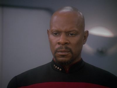 Star Trek: Deep Space Nine Screencaps "Paradise Lost" (S4:E12)