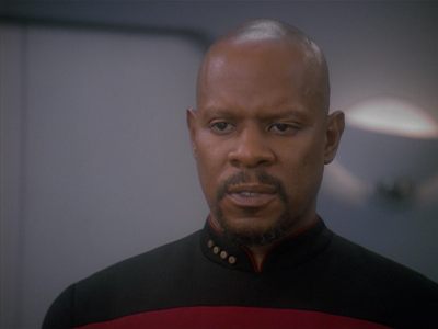 Star Trek: Deep Space Nine Screencaps "Paradise Lost" (S4:E12)