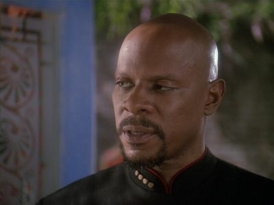 Star Trek: Deep Space Nine Screencaps "Paradise Lost" (S4:E12)