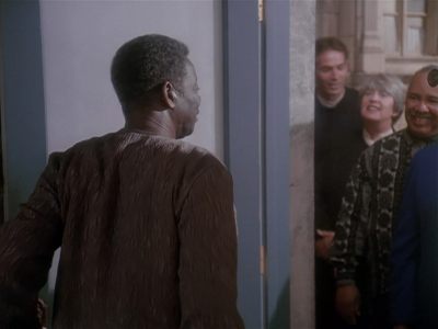 Star Trek: Deep Space Nine Screencaps "Paradise Lost" (S4:E12)
