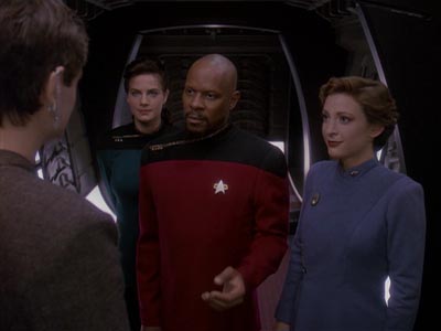 Star Trek: Deep Space Nine Screencaps "Crossfire" (S4:E13)