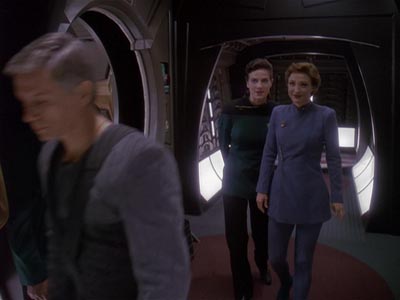 Star Trek: Deep Space Nine Screencaps "Crossfire" (S4:E13)