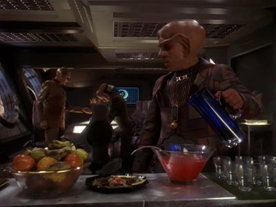 Star Trek: Deep Space Nine Screencaps "Crossfire" (S4:E13)
