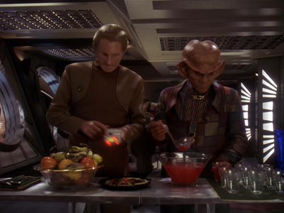 Star Trek: Deep Space Nine Screencaps "Crossfire" (S4:E13)