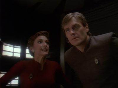 Star Trek: Deep Space Nine Screencaps "Crossfire" (S4:E13)