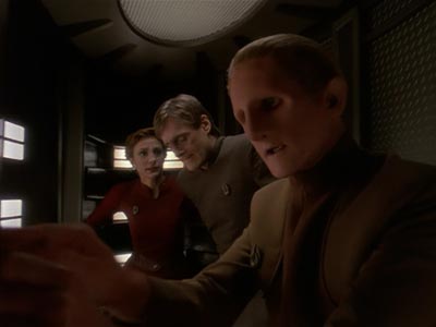 Star Trek: Deep Space Nine Screencaps "Crossfire" (S4:E13)