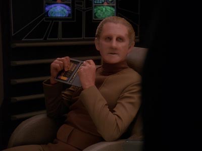 Star Trek: Deep Space Nine Screencaps "Crossfire" (S4:E13)