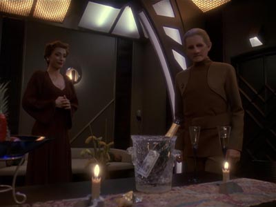 Star Trek: Deep Space Nine Screencaps "Crossfire" (S4:E13)