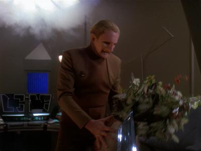 Star Trek: Deep Space Nine Screencaps "Crossfire" (S4:E13)