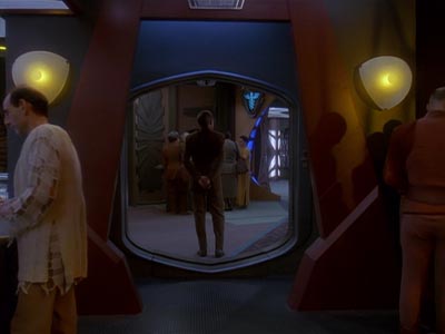 Star Trek: Deep Space Nine Screencaps "Crossfire" (S4:E13)