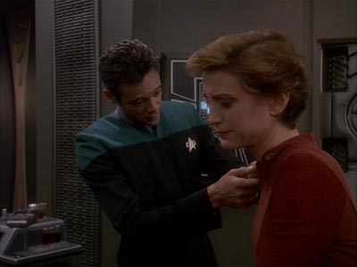 Star Trek: Deep Space Nine Screencaps "Return to Grace" (S4:E14)