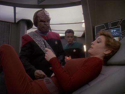 Star Trek: Deep Space Nine Screencaps "Return to Grace" (S4:E14)