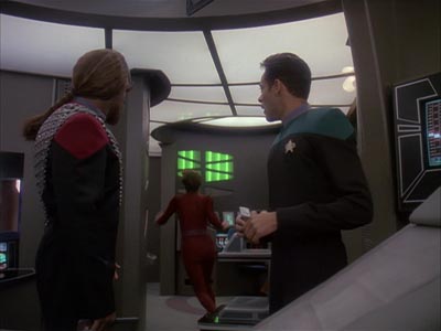 Star Trek: Deep Space Nine Screencaps "Return to Grace" (S4:E14)
