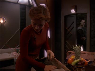 Star Trek: Deep Space Nine Screencaps "Return to Grace" (S4:E14)