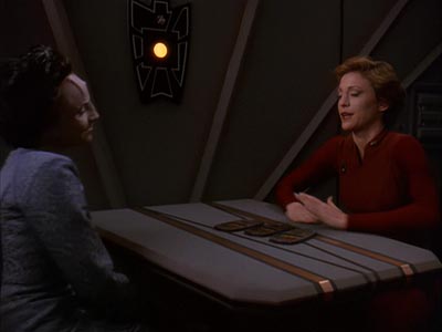 Star Trek: Deep Space Nine Screencaps "Return to Grace" (S4:E14)