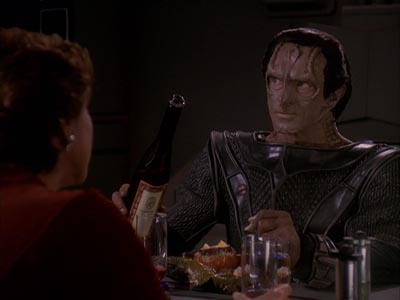 Star Trek: Deep Space Nine Screencaps "Return to Grace" (S4:E14)