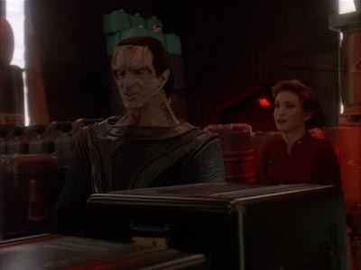 Star Trek: Deep Space Nine Screencaps "Return to Grace" (S4:E14)