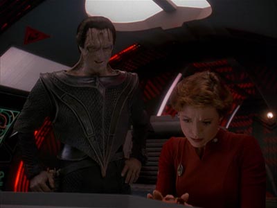 Star Trek: Deep Space Nine Screencaps "Return to Grace" (S4:E14)